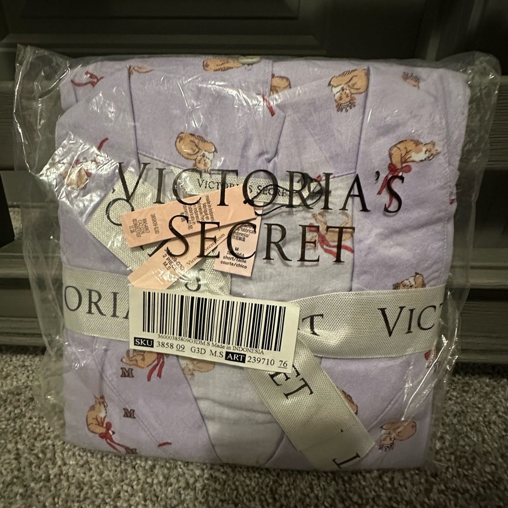 Victoria's Secret Dreamer Pajama Set